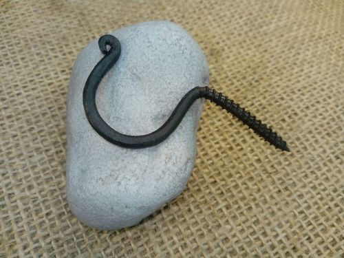 Wieszak na ubrania kuty Gwint midi + kołek na Arena.pl