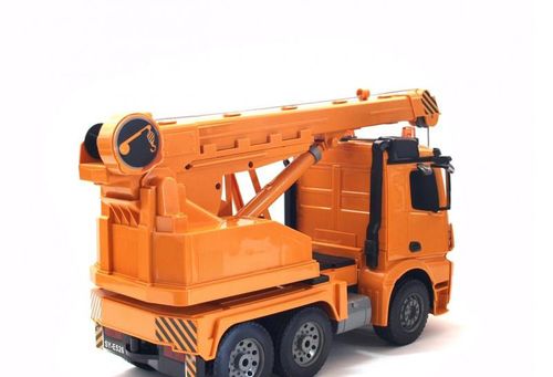 Dźwig Mercedes Arocs 2.4Ghz na Arena.pl