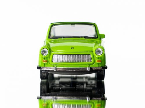 WELLY TRABANT 601 1:34 SAMOCHÓD KOLEKCJONERSKI na Arena.pl
