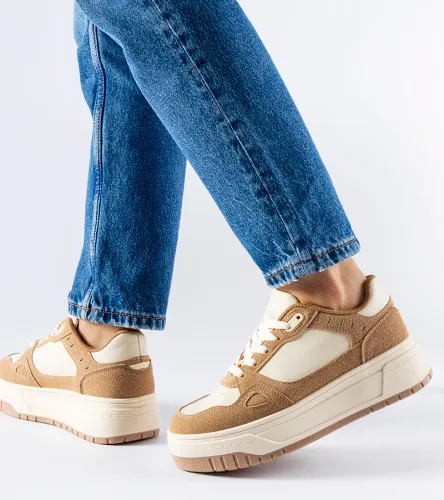 Beżowo-białe sneakersy na platformie Pomona 40 na Arena.pl
