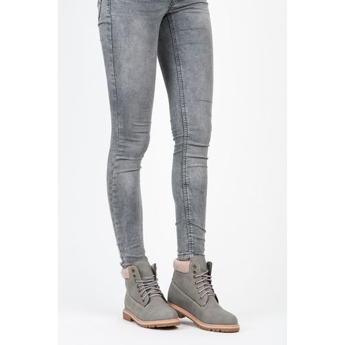 Traperki r.39 na Arena.pl