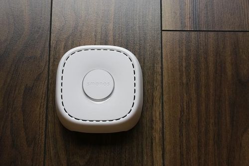 Smanos W020 - System alarmowy WiFi (iOS & Android) na Arena.pl
