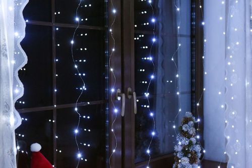 KURTYNA ŚWIETLNA LAMPKI SOPLE DRUCIKI 200 LED 2x2m GIRLANDA USB + ADAPTER na Arena.pl