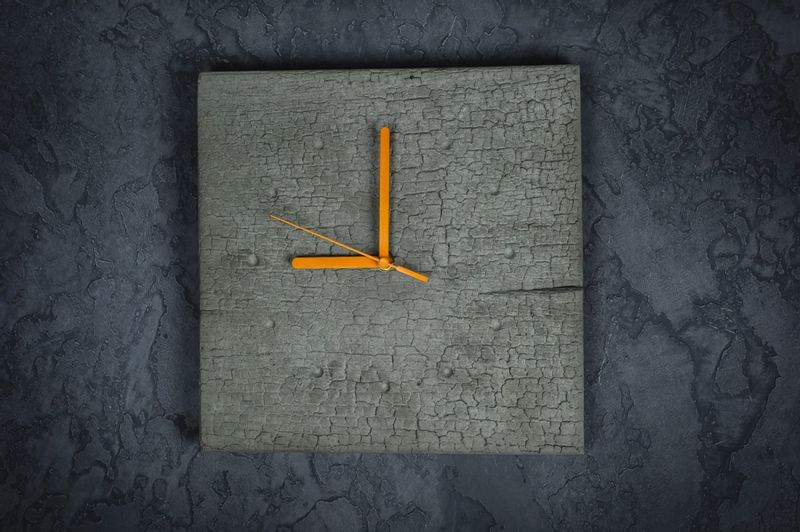 Zegar ścienny betonowy Delgat zdjęcie 1