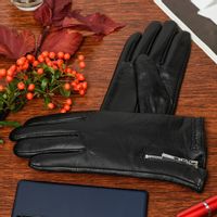 Rękawiczki skórzane damskie czarne polar BELTIMORE K27