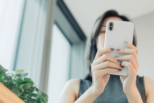 Etui do iPhone Xs Max (Pearl White) na Arena.pl