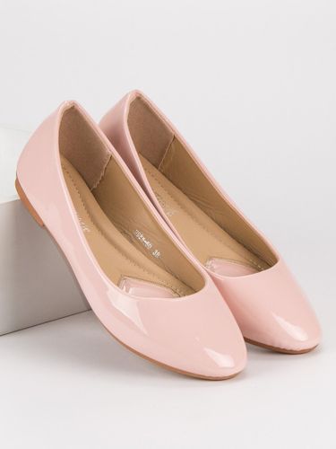 LAKIEROWANE BALERINY Rozmiar - 41 na Arena.pl