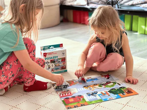 Puzzle 17 elementów. Pojazdy. Pierwsze puzzle + figurki na Arena.pl