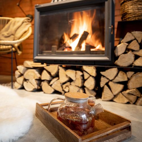 Suche drewno opałowe 5-6kg. Mix gatunków liściastych 20l. Suche poniżej 18% na Arena.pl