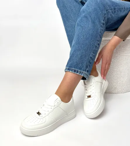 Białe sneakersy na platformie Brigitte 37 na Arena.pl