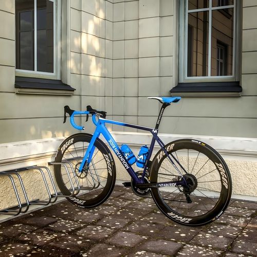 STOJAK NA ROWERY 5 Stanowisk 5 Rowerów Rowerowy Rower Uchwyt Parking Ocynk na Arena.pl