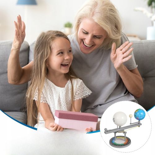 SYMULATOR KSIĘŻYC: MODEL UKŁADU SŁONECZNEGO na Arena.pl