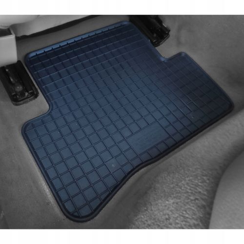 Dywaniki dedykowane do Mercedes C W204 TUNEL na Arena.pl