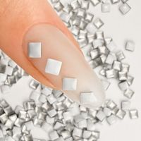 ShinePins gładkie ćwieki ozdoby do paznokci kwadratowe large NTN Nr 1 5g