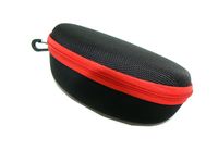 Etui na okulary z karabińczykiem czerwony zamek