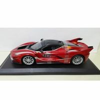 Samochód Bburago Ferrari FXX K #10 1:18