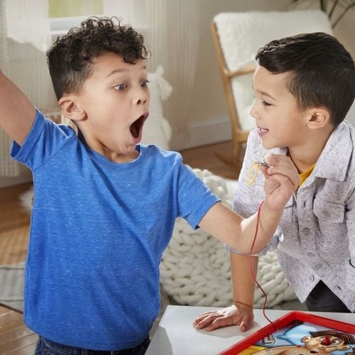 Prezent dla dziecka-Gra planszowa Operacja Nowa wersja(Gra Planszowa na Arena.pl