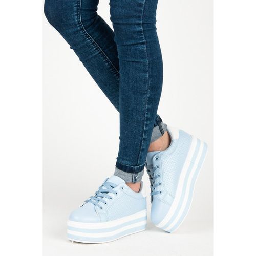 Wiązane trampki na platformie r.37 na Arena.pl