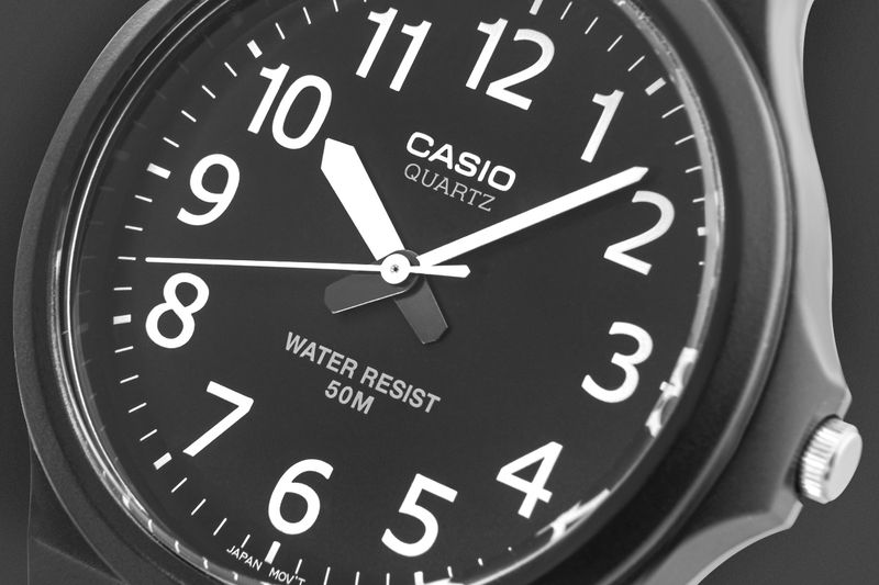 zegarek męski casio mw-240-1bvdf + box zdjęcie 4