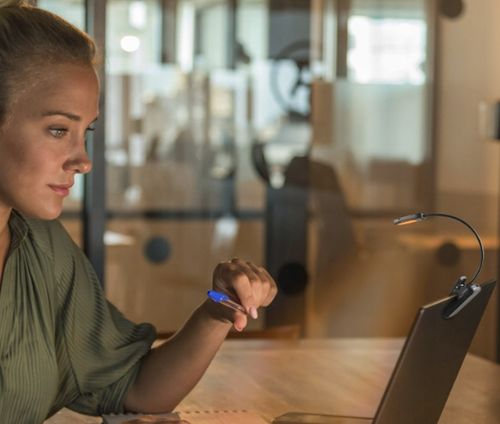 Lampka do czytania książek USB lampka nocna z klipsem zdrowa dla oczu 9 LED na Arena.pl