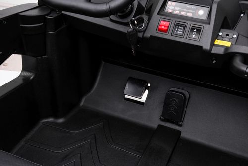 Auto Na Akumulator Buggy STRONG A032 Biały na Arena.pl