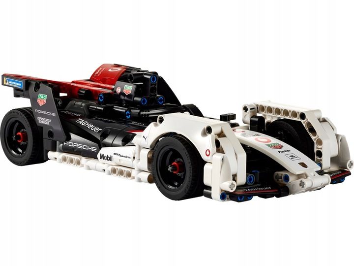 LEGO Technic 42137 Formula E Porsche 99X Electric zdjęcie 4