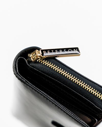lakierowany portfel damski na karty - peterson na Arena.pl