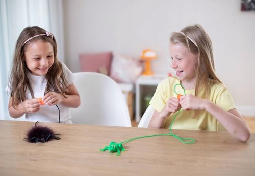 Zabawka skacząca żaba na Arena.pl