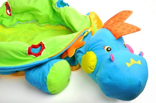 Dinozaur Z Kulkami na Arena.pl