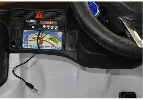 AUTO NA AKUMULATOR XMX805 Białe na Arena.pl