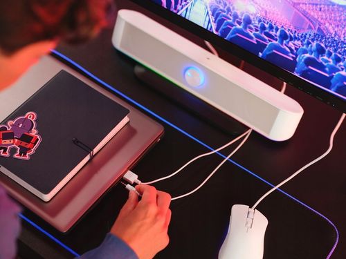 GŁOŚNIK SOUNDBAR KOMPUTEROWY PC 12W RGB LED GAMINGOWY KOMPAKTOWY BIAŁY na Arena.pl