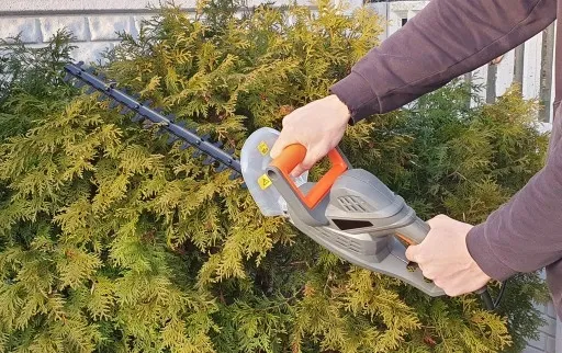 ELEKTRYCZNE NOŻYCE DO ŻYWOPŁOTU KRZEWÓW 45CM 1500W zdjęcie 4