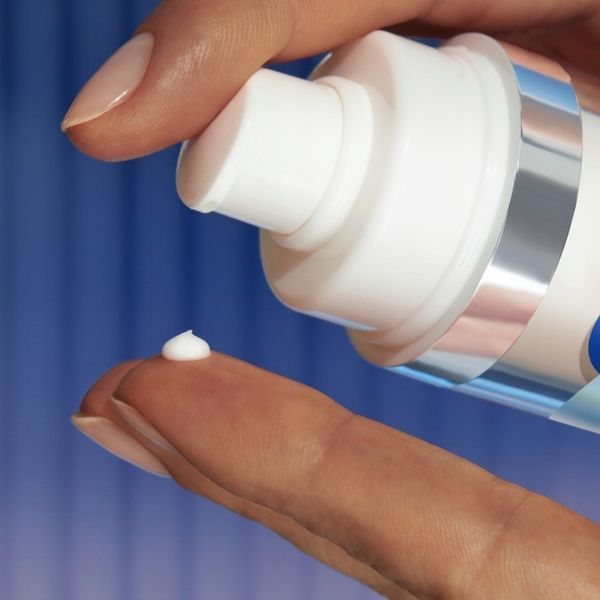 NIVEA CELLULAR EPIGENETICS Odmładzające Serum do twarzy 30ml zdjęcie 6