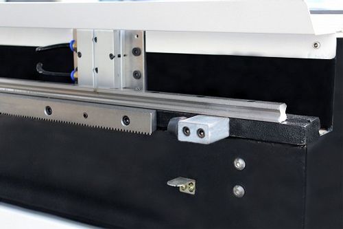 Frezarka CNC 1530 6kW - wersja INDUSTRY + pompa Becker bariery ochronn na Arena.pl