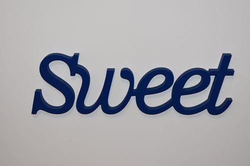 Napis 3D Sweet na Arena.pl