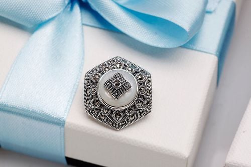 Srebrna broszka Staviori na Arena.pl