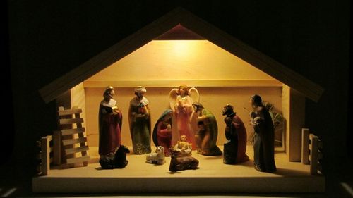 Szopka bożonarodzeniowa sosnowa +oświetlenie led brązowa na Arena.pl