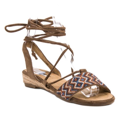 Wiązane Sandałki r.38 na Arena.pl