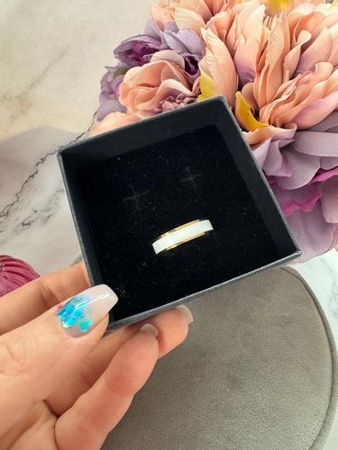 1085 Złoty pierścionek obrączka biały środek r 9/19mm stal chirurgiczna na Arena.pl