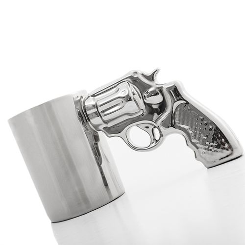 Kubek Rewolwer na Arena.pl