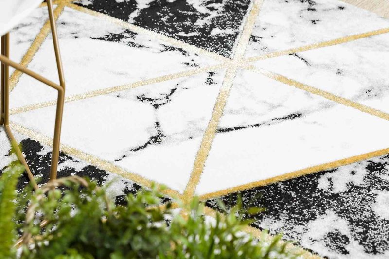 RUG/LU/ESTEMA/MARBLETRIANGLES/BLACK+GOLD/R160 zdjęcie 3