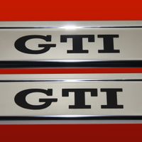 Listwa progowa VOLKSWAGEN GOLF MK4 GTI Stal nierdzewna 304 połysk 2szt