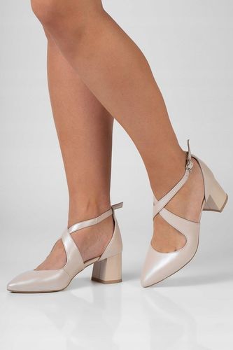 Ślubne czółenka niskie na słupku z paskami beż 38 na Arena.pl