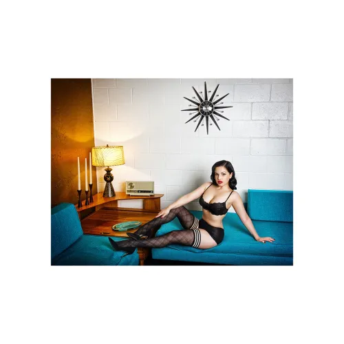 kixies tiffany b - pończochy czarne z geometrycznym wzorem na Arena.pl