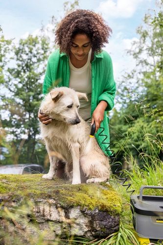 Przenośna myjka ciśnieniowa akumulatorowa Karcher OC 4 na Arena.pl