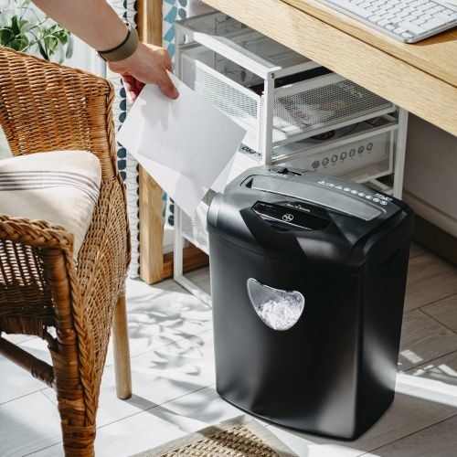 AD 1038 Black Niszczarka do dokumentów na Arena.pl