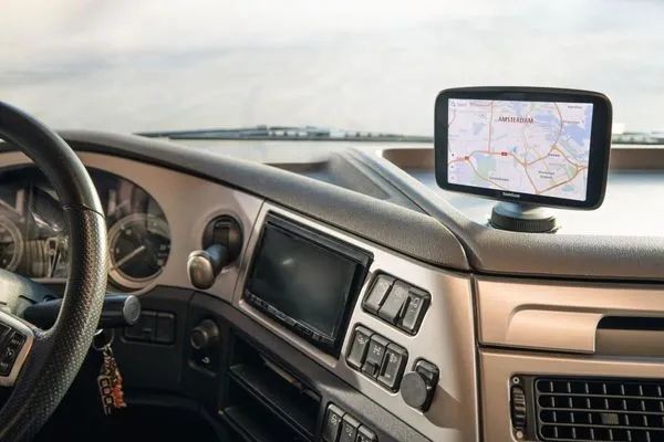 Nawigacja TOMTOM GO Expert 7 Plus zdjęcie 15