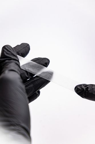 TAŚMA PERFOROWANA DO PRZEDŁUŻANIA RZĘS 1,25 CM X 9 M na Arena.pl