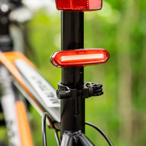 Lampka Rowerowa Tylna LED USB 120LM zdjęcie 4