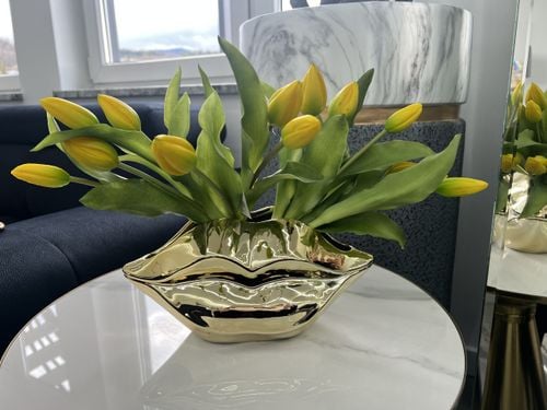 Złoty wazon osłonka usta na Arena.pl